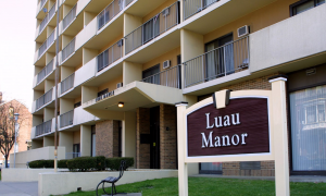 An image of the Luau Manor Building